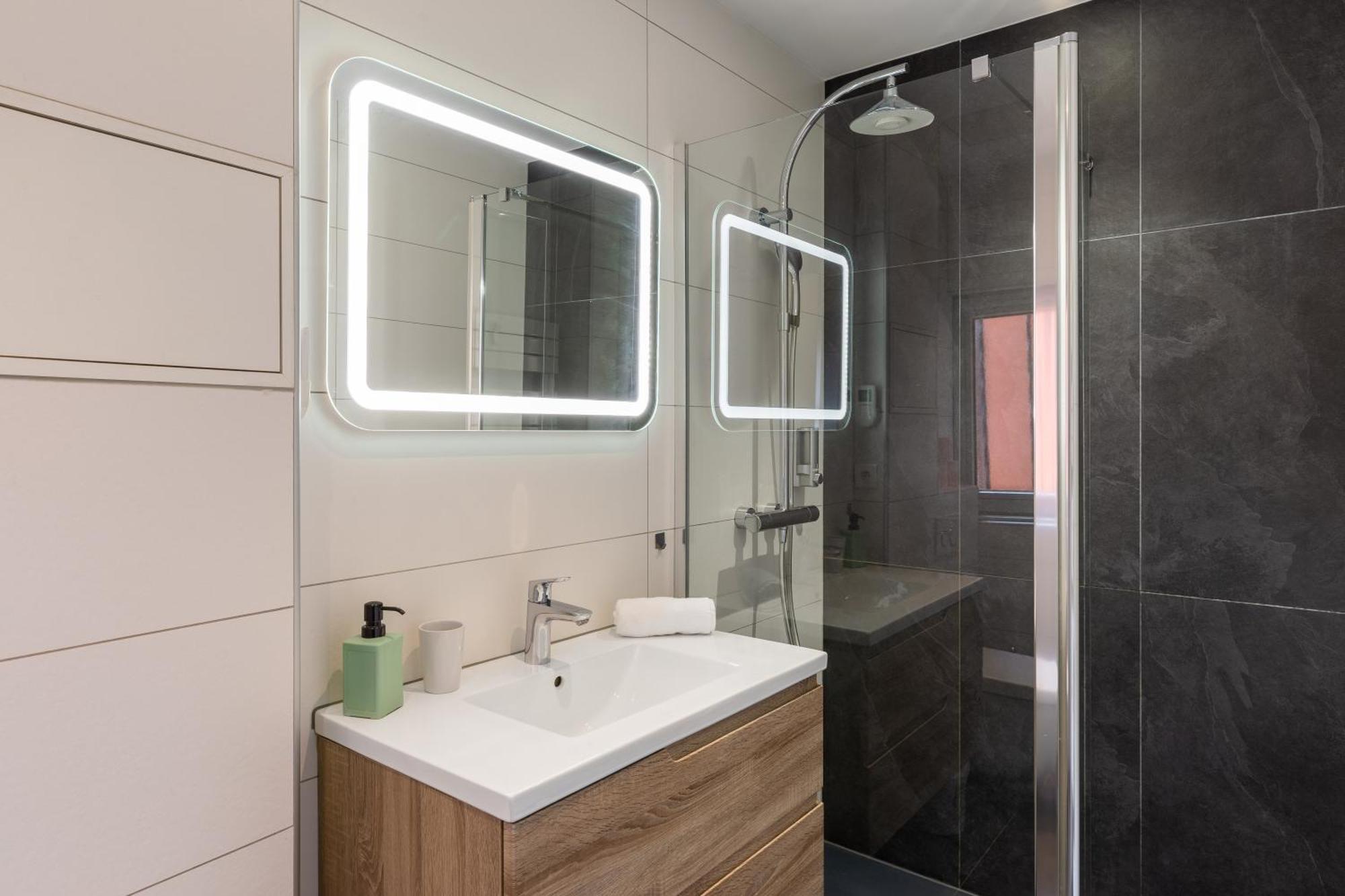 Travel Homes - The Rokst: Rare, Central And Modern Colmar Extérieur photo